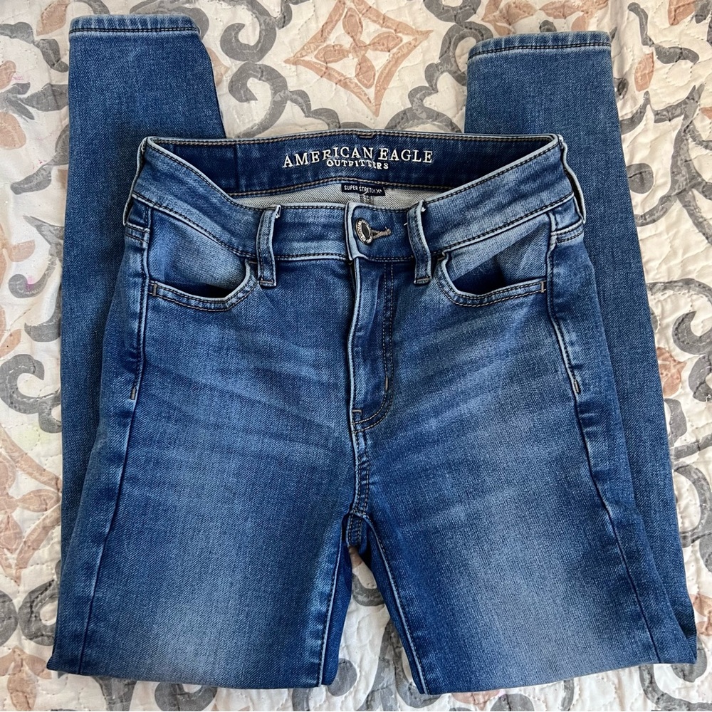 American Eagle ripped hi-rise jeggings
